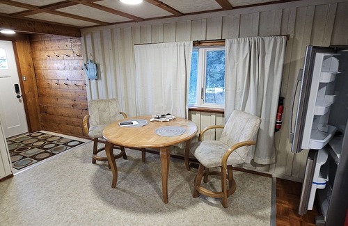 Cohoe Cabin | Crooked Creek Cabin #2 Close to the Water - 1 Bedroom