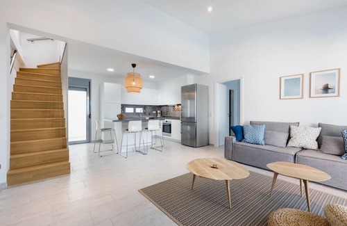 Vlicha Villa | Alluring Rhodes Villa | Villa Lindia | 3 Bedrooms | Private Pool | Lovely Furnished Terrace | Shaded Outdoor Dining Area | Prime Location | Lindos