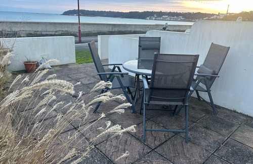 Beaumont House | 1 Bed House, On The Beach
