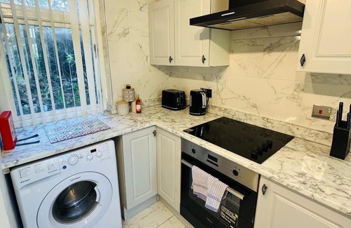 Langstone House | Bryn Gwyn Lodge