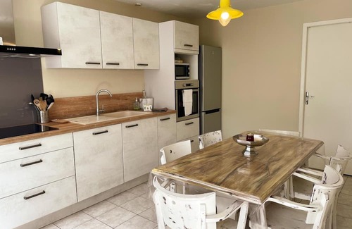 Meusnes Cottage | Family cottage with private terrace near Beauval