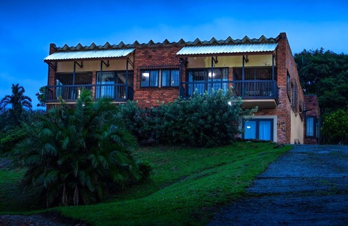 Hibberdene Apartment | Amazing 2-bedroom apartment in Hibberdene