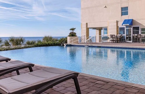 Ocean Drive Condo | 3-bedroom OCEAN FRONT Club Wyndham condo, North Myrtle Beach with all amenities