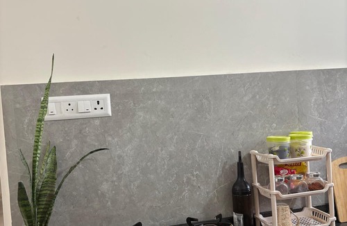 Balewadi Apartment | Chic 2-bedroom apartment with WiFi, AC in amazing Pune @ Balewadi High Street