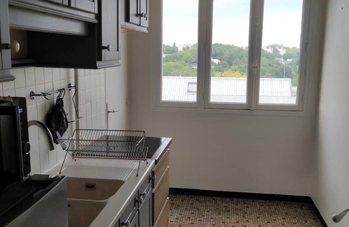 Gaudiniere Apartment | Bright apartment - park view