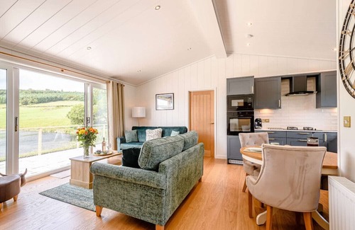 Sandyhills House | Hazel Lodge At Bengairn