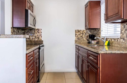 North Beach Apartment | Idyllic Coastal Studio Near Marinas and Cafes
