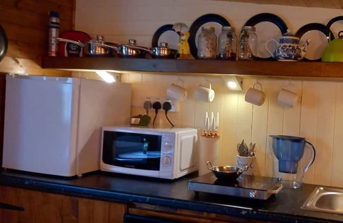 Mabe Cabin | The Love Shack with Old Smokey the Barbeque