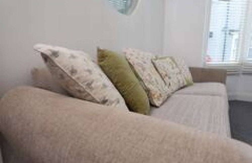 Stockton-on-Tees House | Hampton House Spacious Accommodation In Stockton