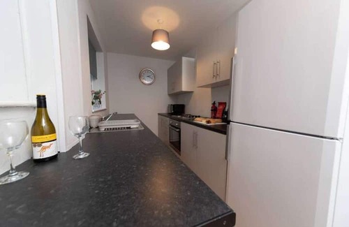 Stockton-on-Tees House | Hampton House Spacious Accommodation In Stockton