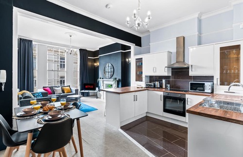 The Lanes Apartment | 3 Bed Maisonette Near City Centre and Brighton Pier