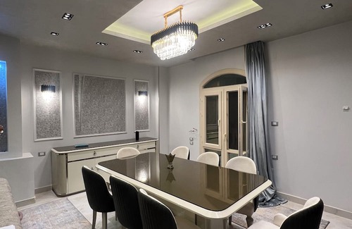 Faisal House | Charming 2-bedroom building in Suez Governorate with AC