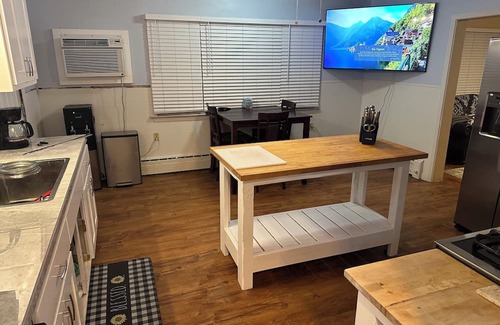 Bay City House | Haven house in delightful Bay City with WiFi