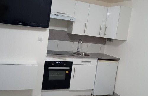Gagny Apartment | Studio downtown Gagny