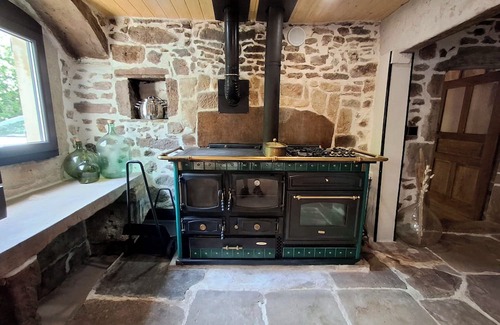 Ternuay-Melay-et-Saint-Hilaire Other | Gîte, former Comtois farmhouse