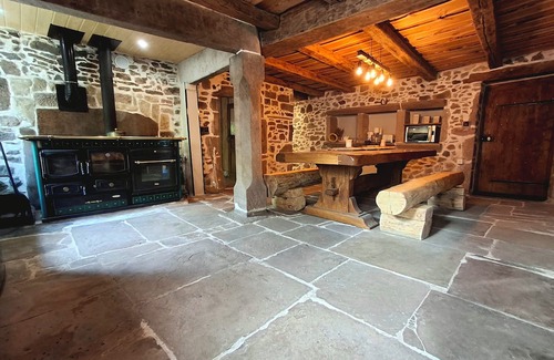 Ternuay-Melay-et-Saint-Hilaire Other | Gîte, former Comtois farmhouse