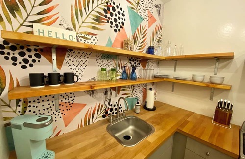 Camelback East Apartment | PHX Studio Gem - Boutique Vibes, Great Location