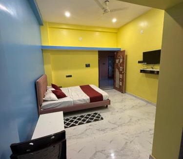 Bhadrak Hotel | HOTEL SANTILATA PALACEe