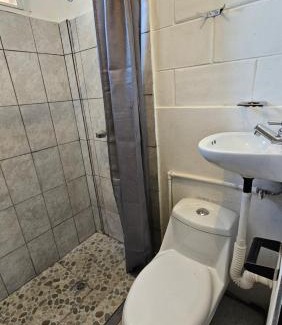 San Salvador House | Metro A - A 20 minutos de Centro Histórico de San Salvador