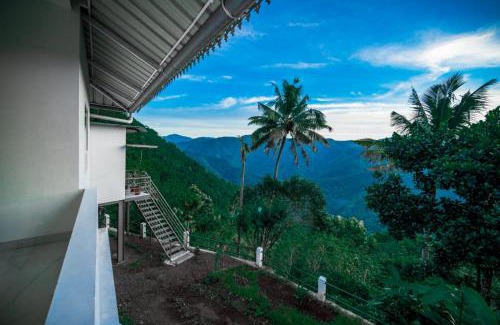 Elappara Bed & Breakfast | Koinad Hills villa