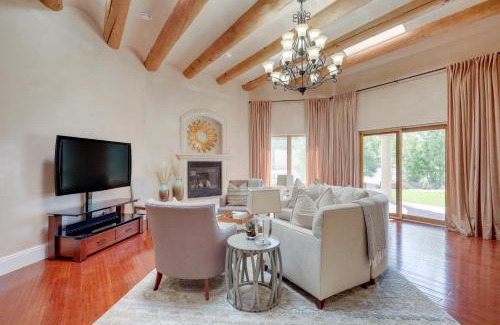 Santa Fe House | Gated Home about 5 Mi to Dtwn Santa Fe!