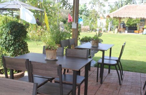 Pak Nam Pran Resort | Aurora Resort