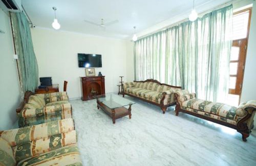 Varanasi Hotel | Ritz Mansion Varanasi
