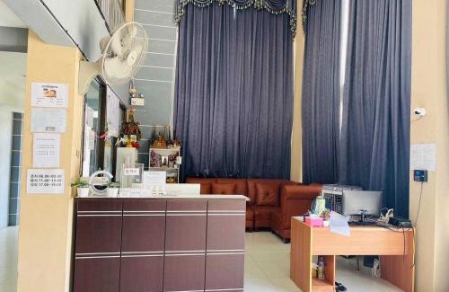 Lop Buri Hotel | The Chev Hotel
