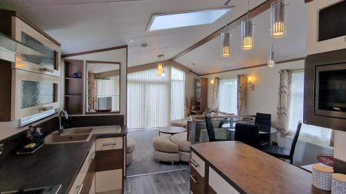 Selsey Apartment | Concept Lodge