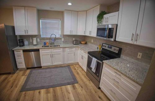 Celina House | Tranquil Retreat: 3BR Haven near Celina Sq