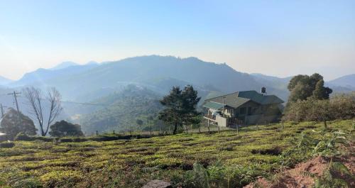 Coonoor House | RINKOOS MOUNTAINS & mist