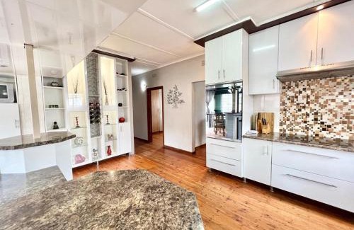 Berea House | 127 Montgomery Drive