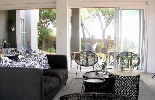 Lanseria House | White Light | The Rooms