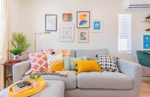 San Diego House | Casita Amarilla, Tiny House