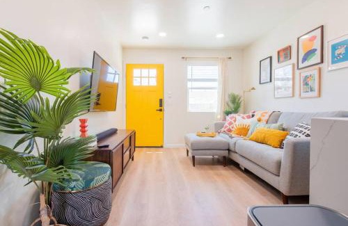 San Diego House | Casita Amarilla, Tiny House