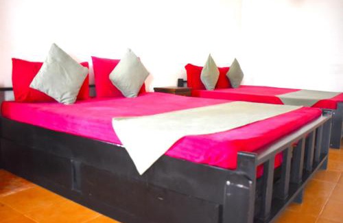 Nanattan Hotel | Thalladi Holiday Bungalow