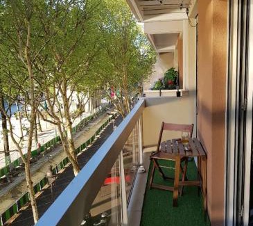 La Villette House | Chambre avec vue sur le bassin de la Villette