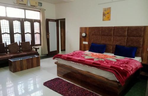 Gunehr House | KAMAKSHI GUEST HOUSE