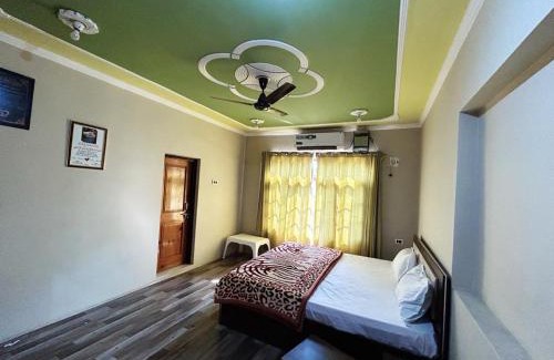 Brein House | Zulal Guest House Home Stay