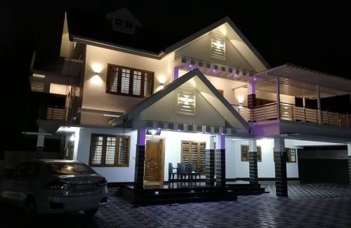 Muvattupuzha House | Luxury double story home Muvattupuzha
