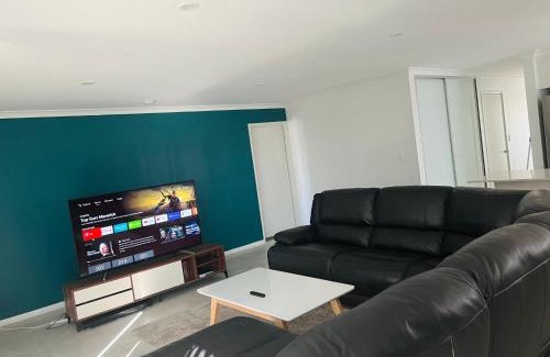 Waikiki House | Lavish home