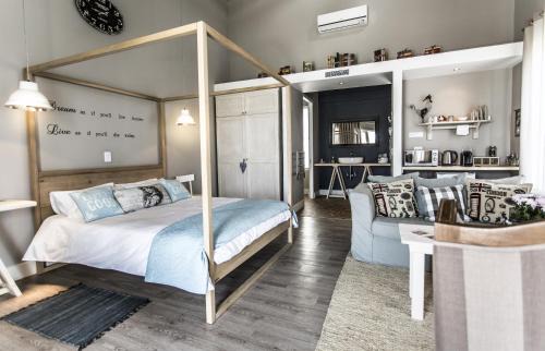 Swakopmund Apartment | Plover Farmhouse Studios