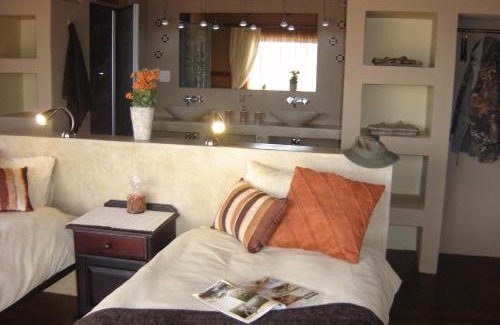 Windhoek Rural House | Arub Chalet Farm Stay