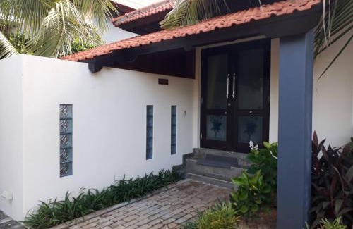Rote Island Hotel | NembralaNow Villa
