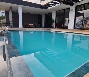 La Libertad House | SURF CITY LA LIBERTAD