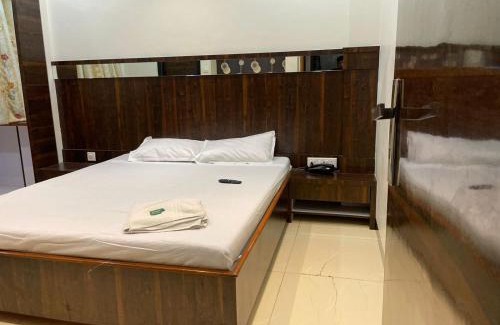 Kamothe Hotel | Hotel Parth