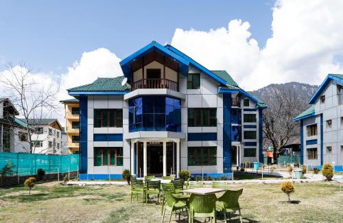 Laripora Hotel | Palette Resorts - Pahalgam Retreat