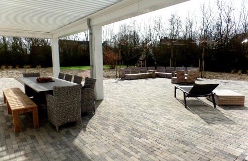 Ouddorp Villa | Westerweg 23 - Ouddorp Luxury villa near the beach 10 persons - not for companies