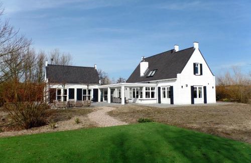 Ouddorp Villa | Westerweg 23 - Ouddorp Luxury villa near the beach 10 persons - not for companies