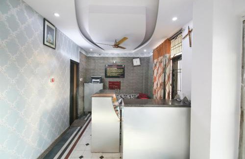 Vrindavan Hotel | OYO 40104Hotel Shri Krishna Dham